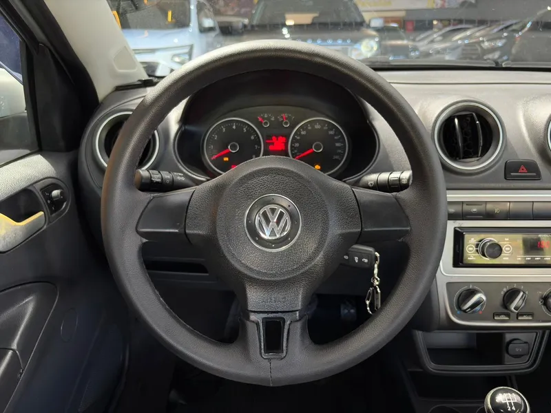 Volkswagen Voyage Prata