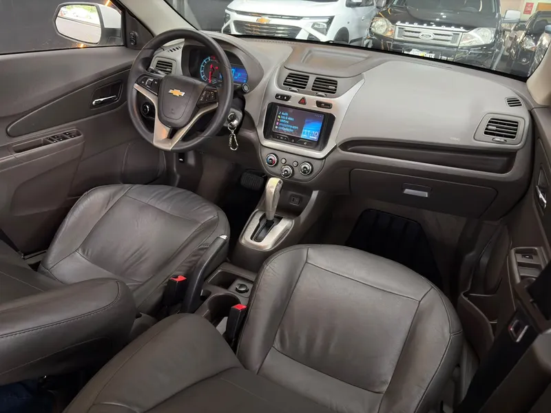 Chevrolet Cobalt Branco