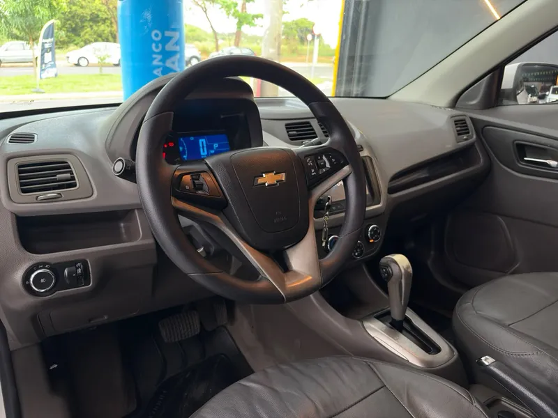 Chevrolet Cobalt Branco