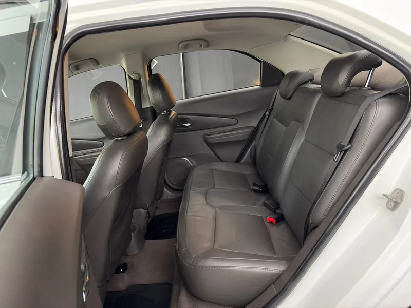 Chevrolet Cobalt Branco