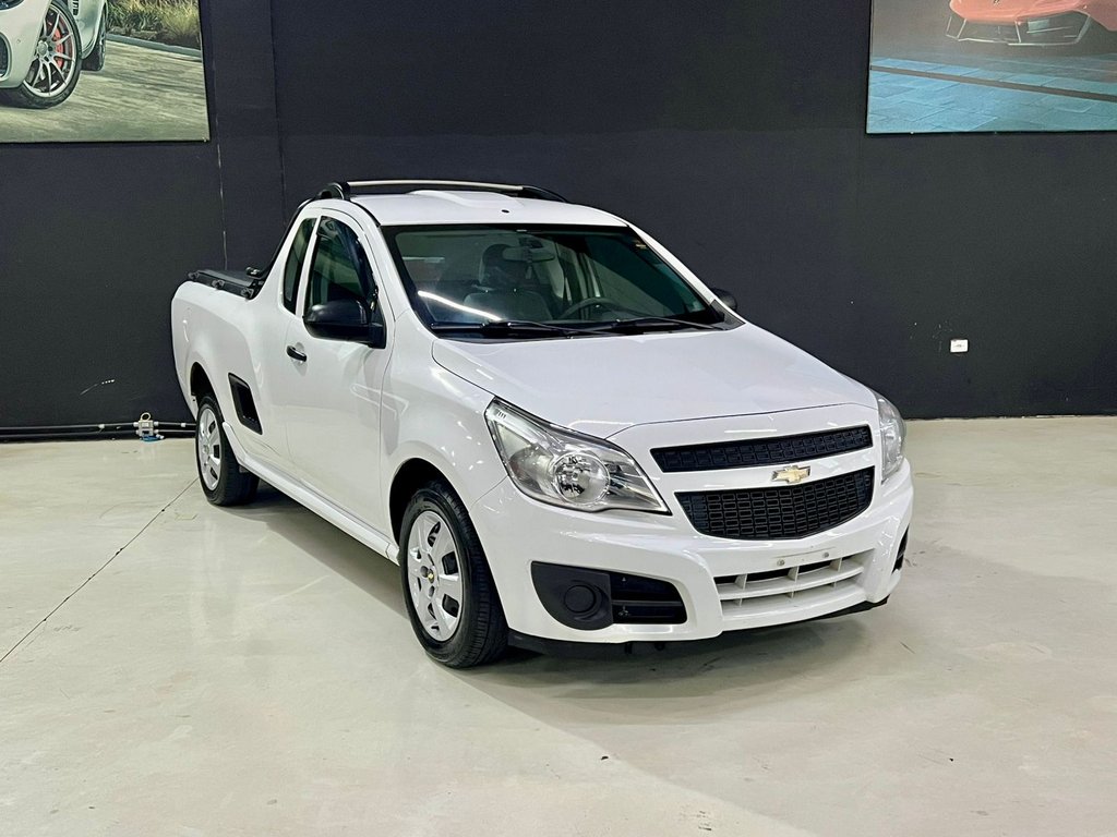 Chevrolet Montana Branco