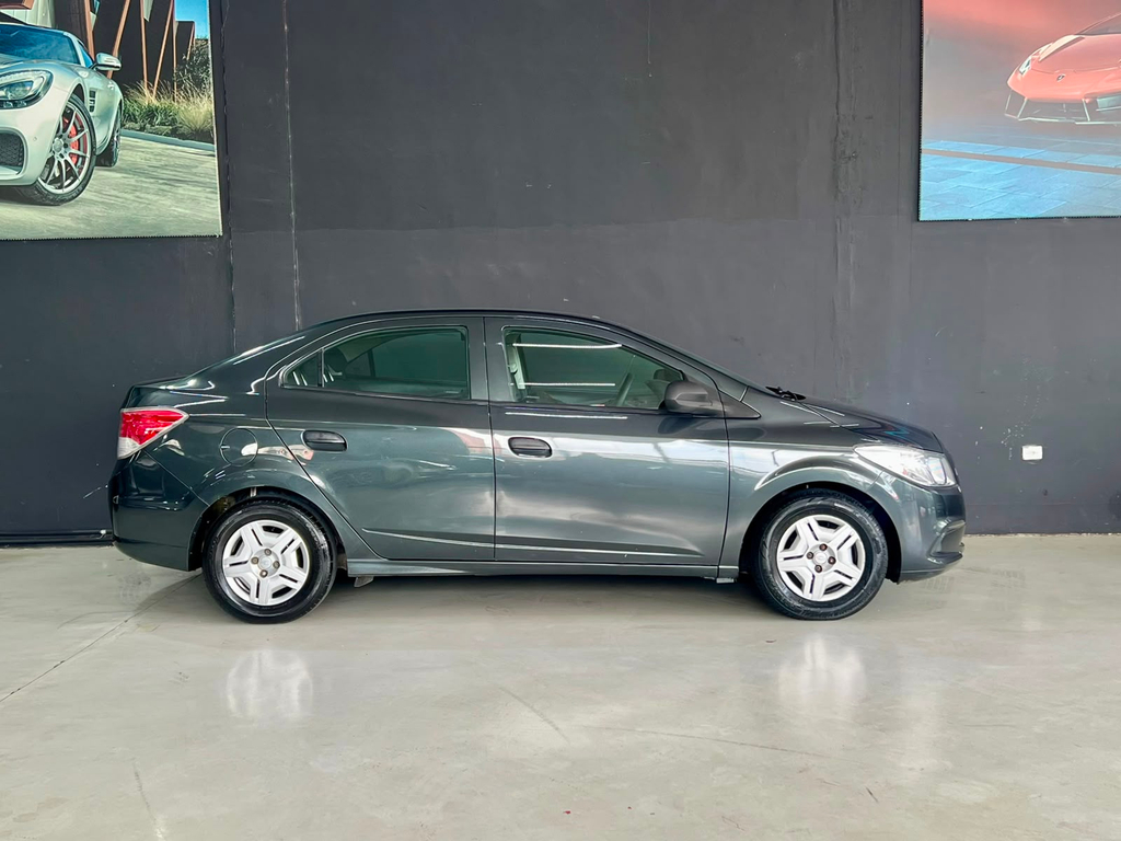 Chevrolet Prisma Cinza