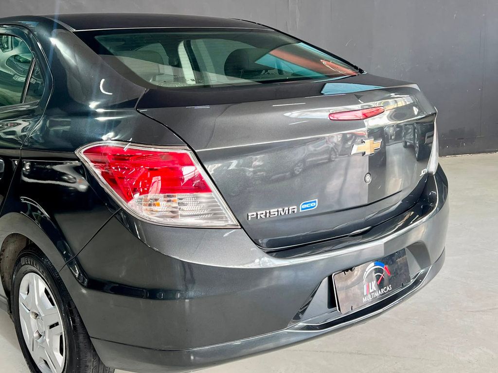 Chevrolet Prisma Cinza