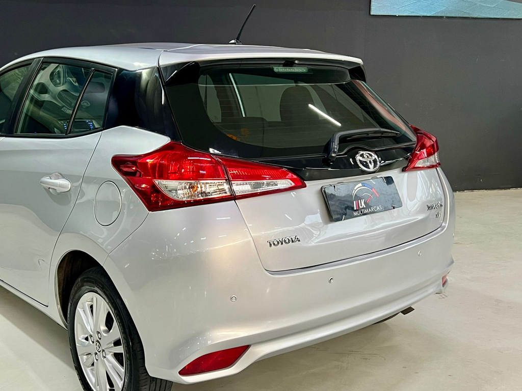 Toyota Yaris Prata