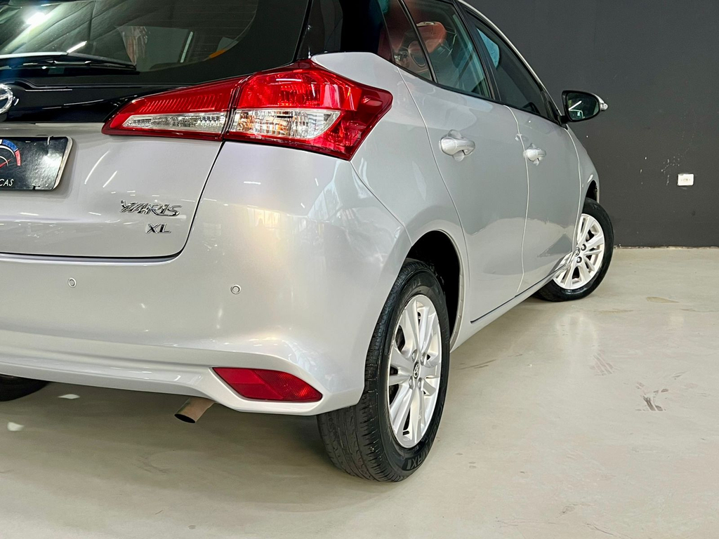 Toyota Yaris Prata