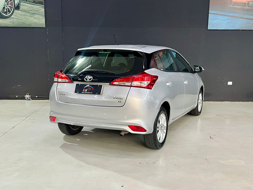 Toyota Yaris Prata
