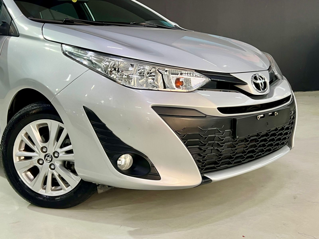 Toyota Yaris Prata