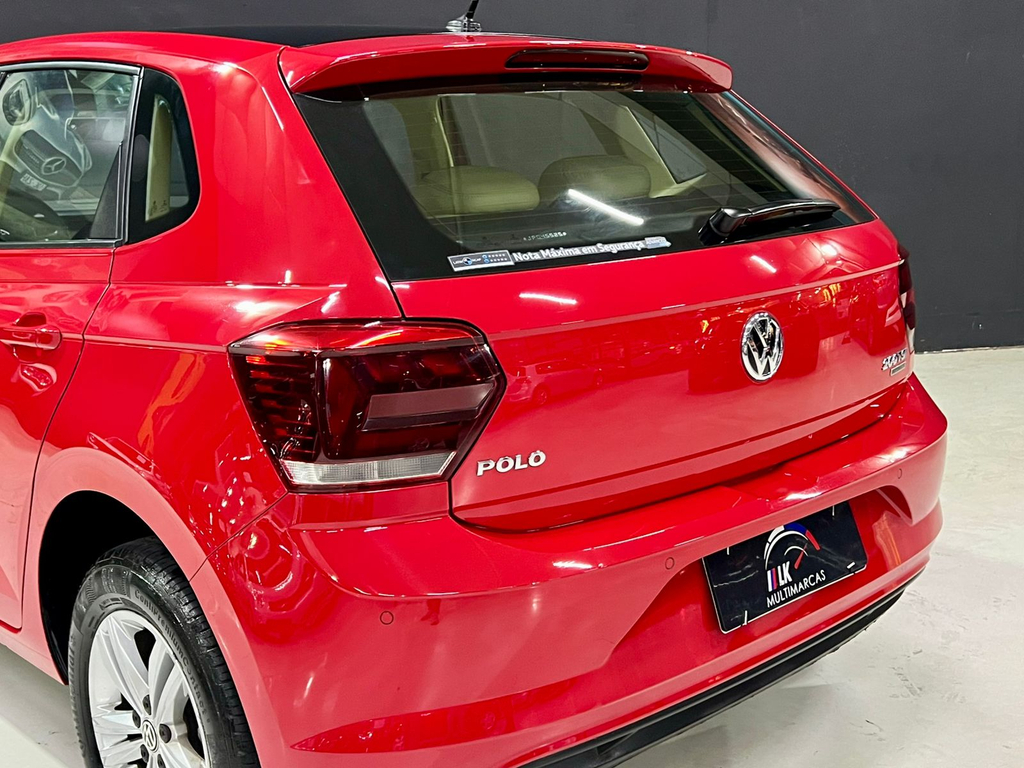 Volkswagen Polo Hatch Vermelho