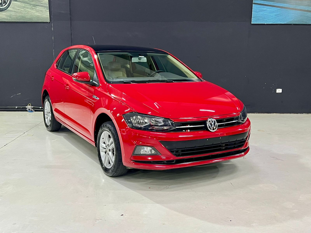 Volkswagen Polo Hatch Vermelho