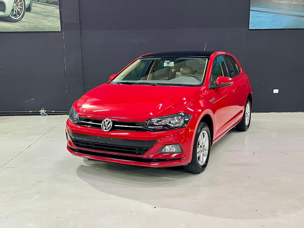 Volkswagen Polo Hatch Vermelho