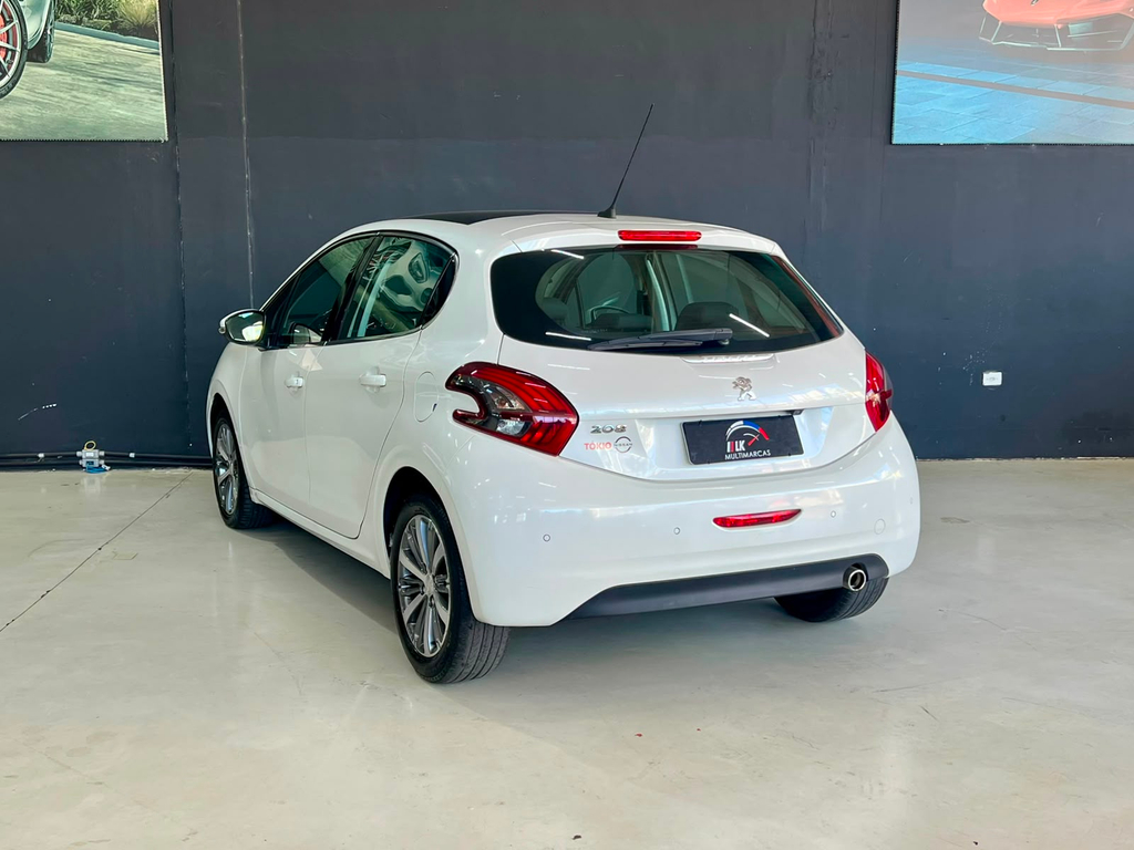 Peugeot 208 Branco