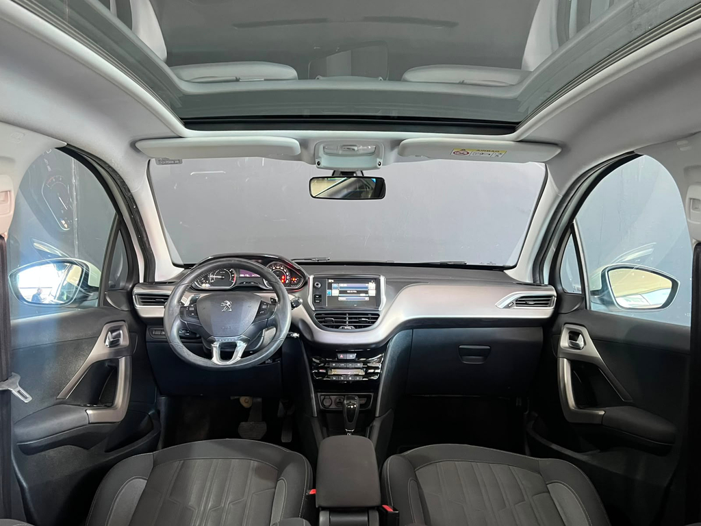 Peugeot 208 Branco