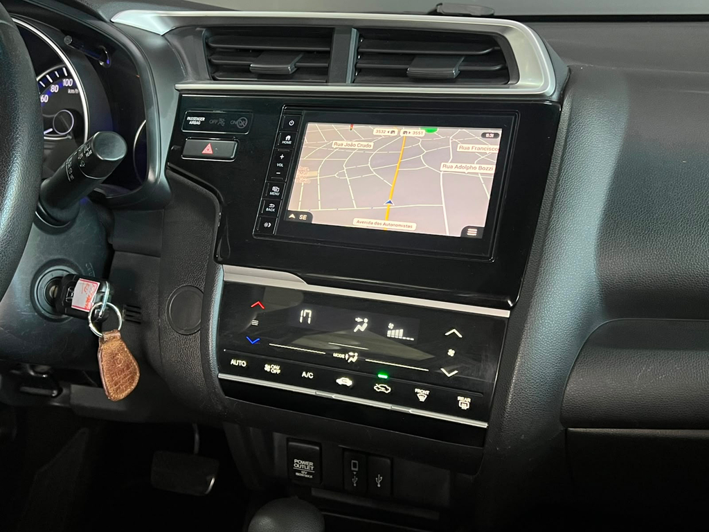 Honda Fit Preto