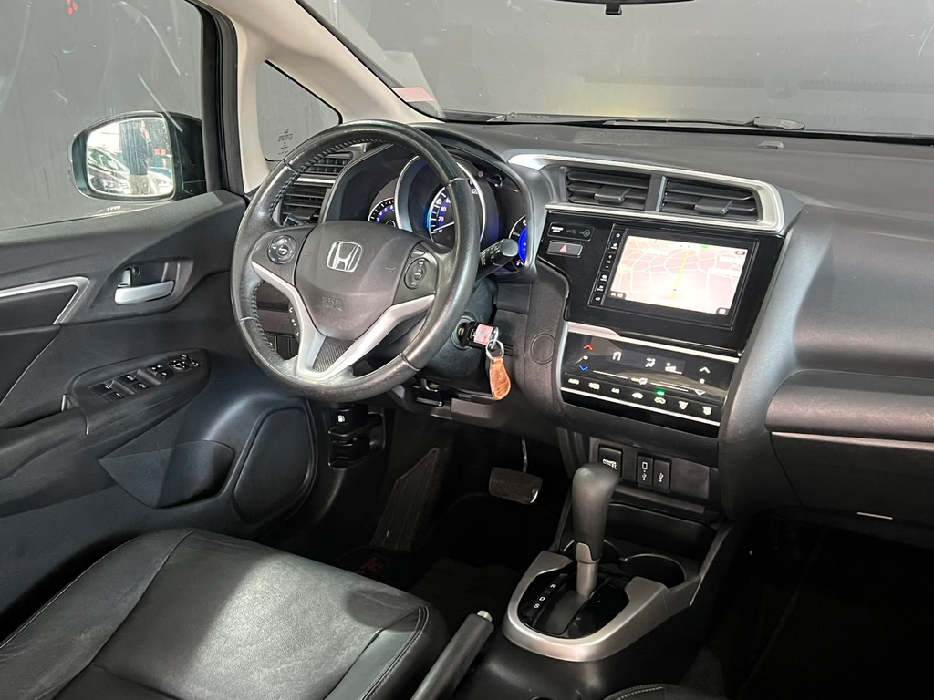 Honda Fit Preto