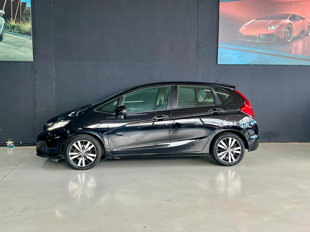 Honda Fit Preto