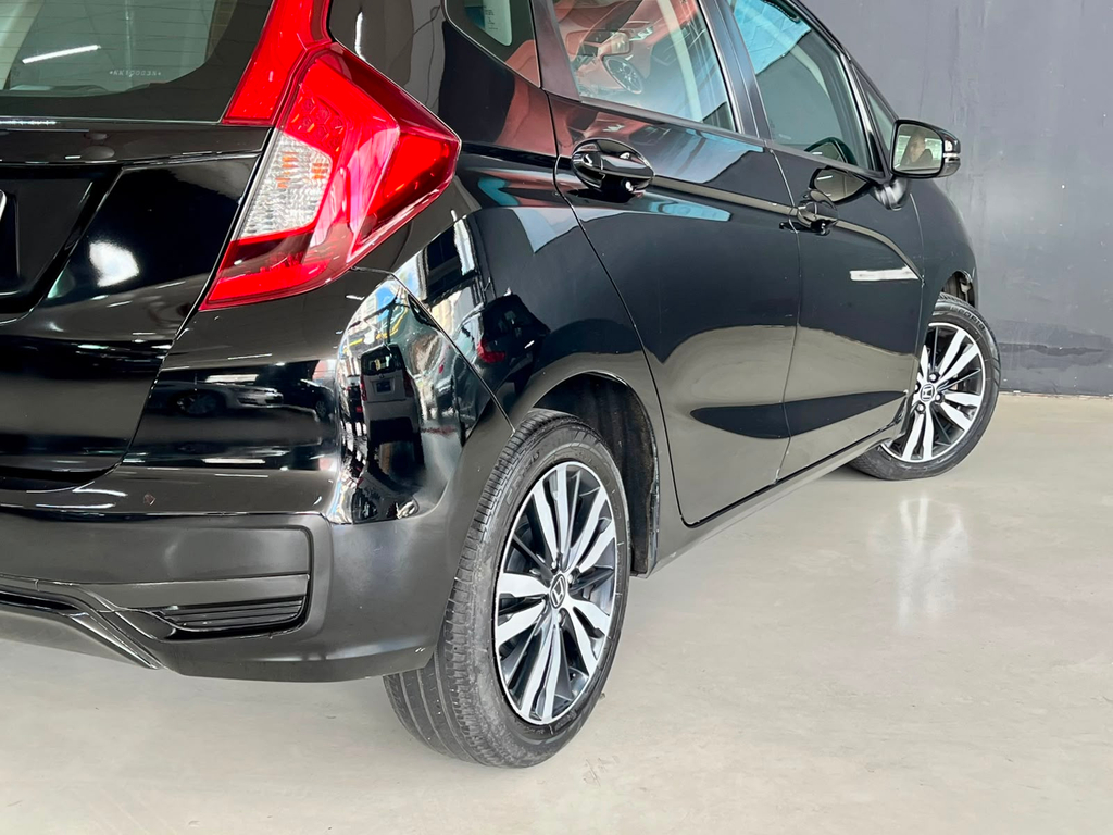 Honda Fit Preto
