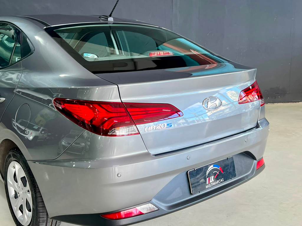 Hyundai HB20S Cinza