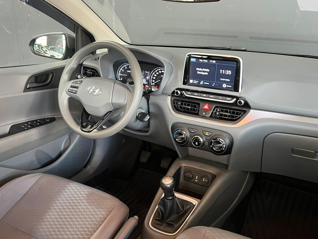 Hyundai HB20S Cinza