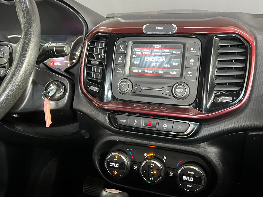 Fiat Toro Branco