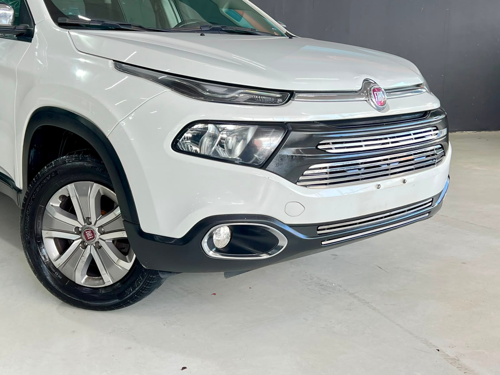 Fiat Toro Branco