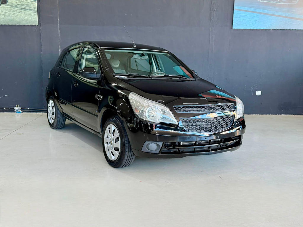 Chevrolet Agile Preto