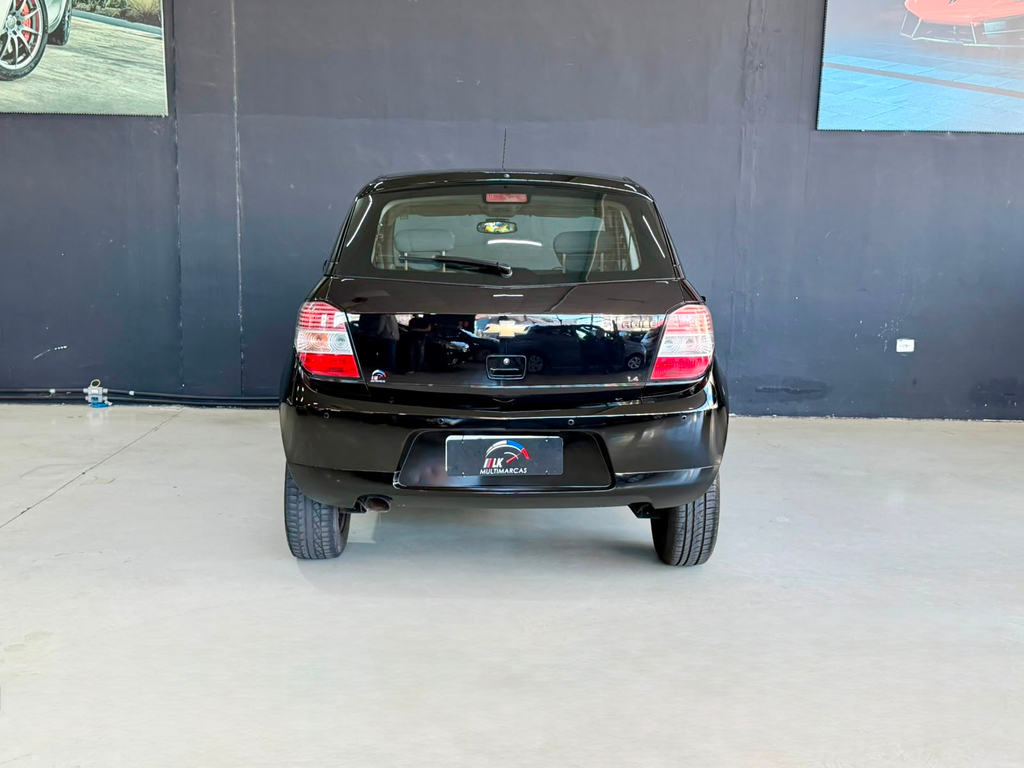 Chevrolet Agile Preto