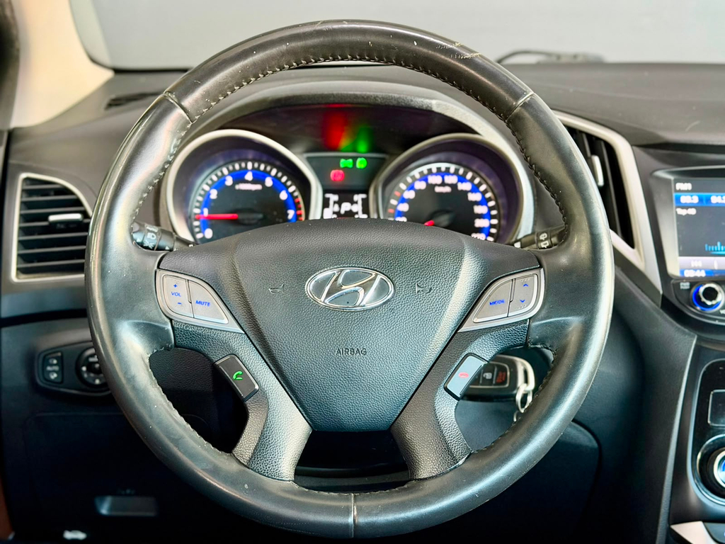 Hyundai HB20 Marrom
