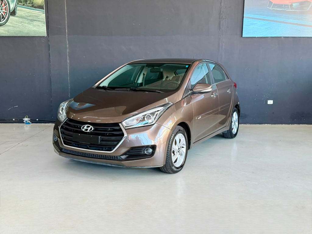 Hyundai HB20 Marrom