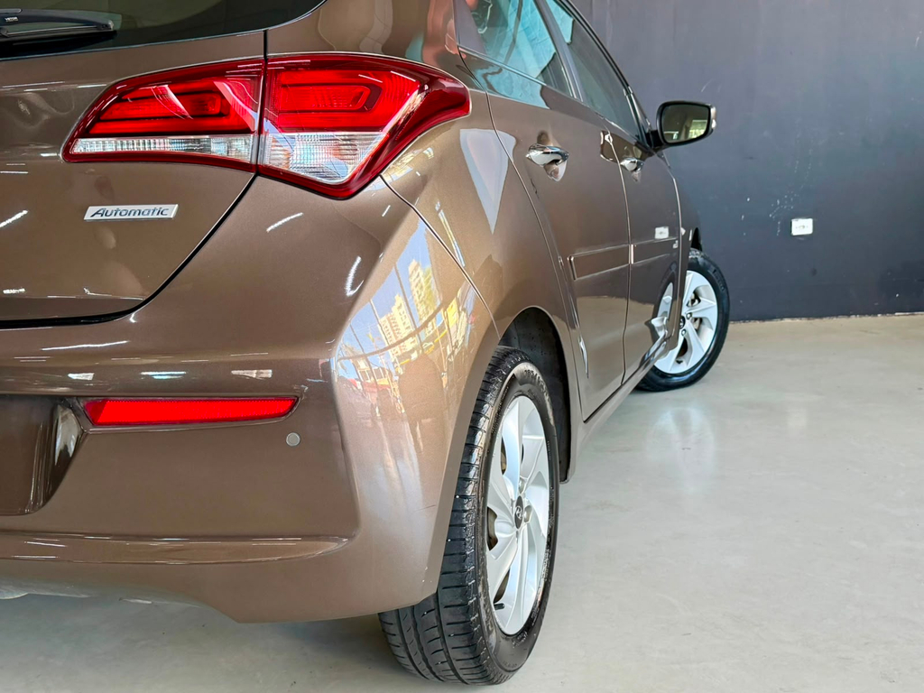 Hyundai HB20 Marrom
