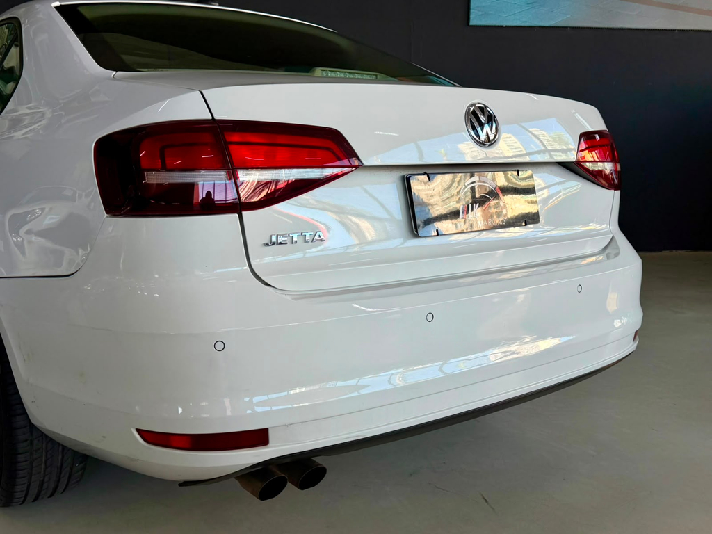 Volkswagen Jetta Branco