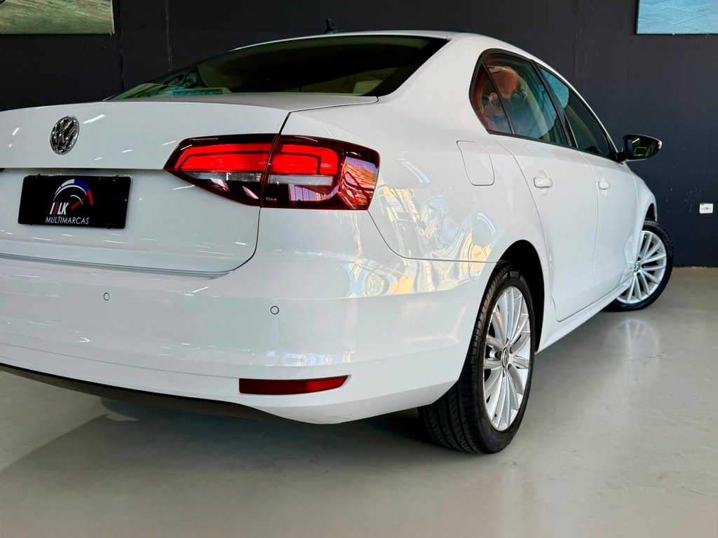 Volkswagen Jetta Branco