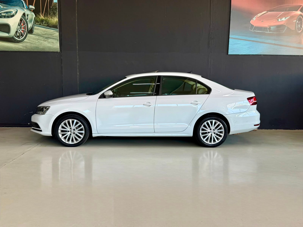 Volkswagen Jetta Branco