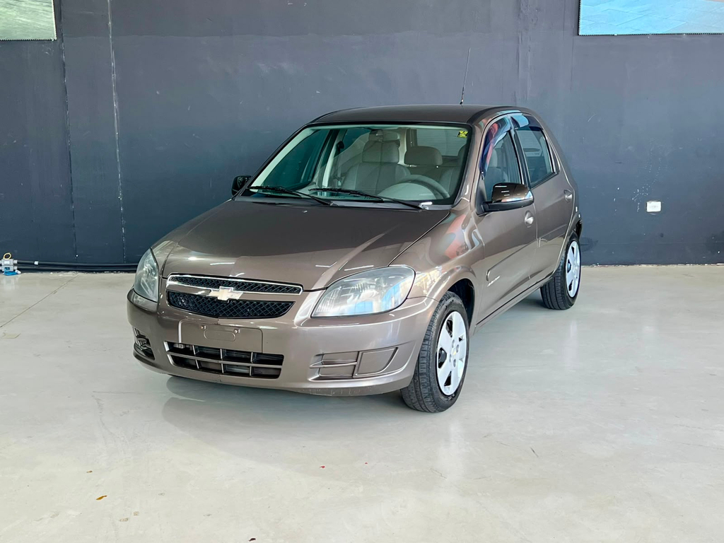 Chevrolet Celta Cinza