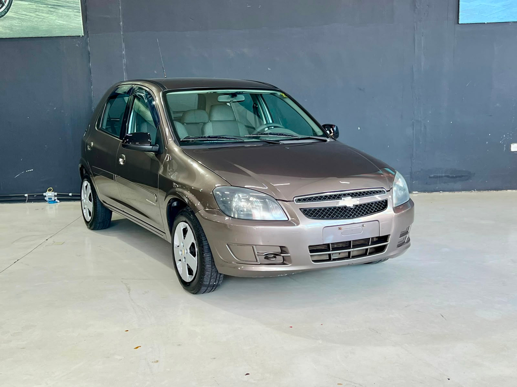 Chevrolet Celta Cinza