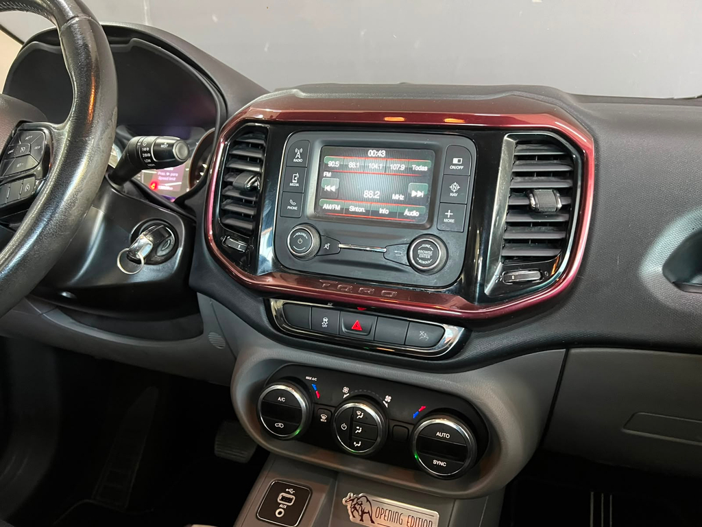 Fiat Toro Marrom