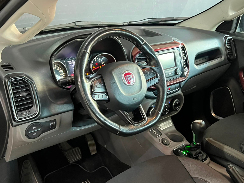 Fiat Toro Marrom