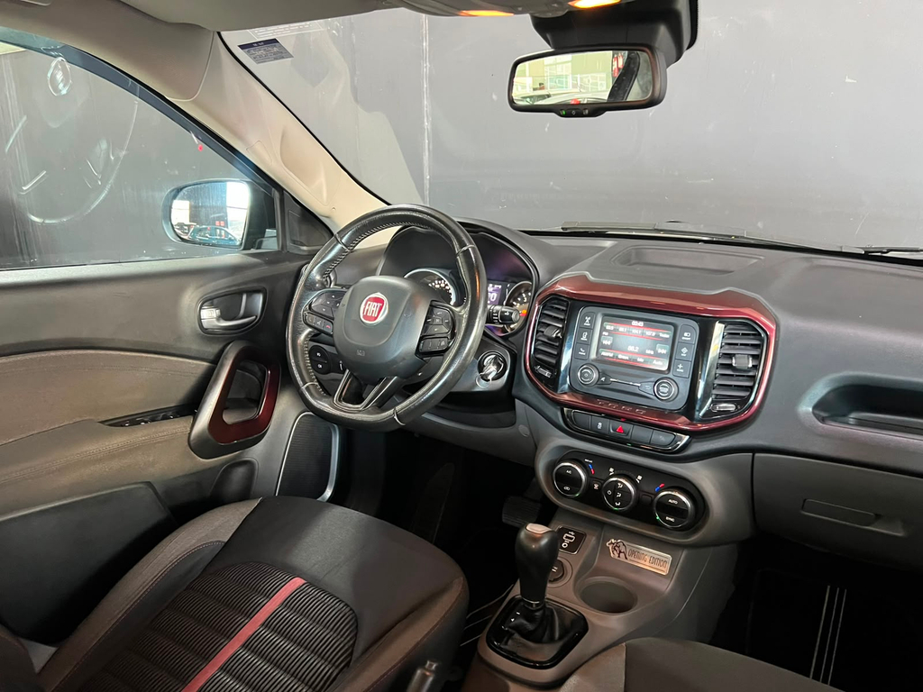 Fiat Toro Marrom