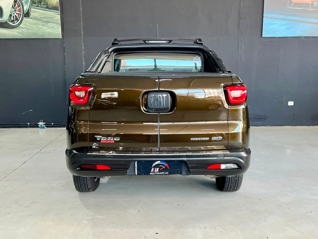 Fiat Toro Marrom