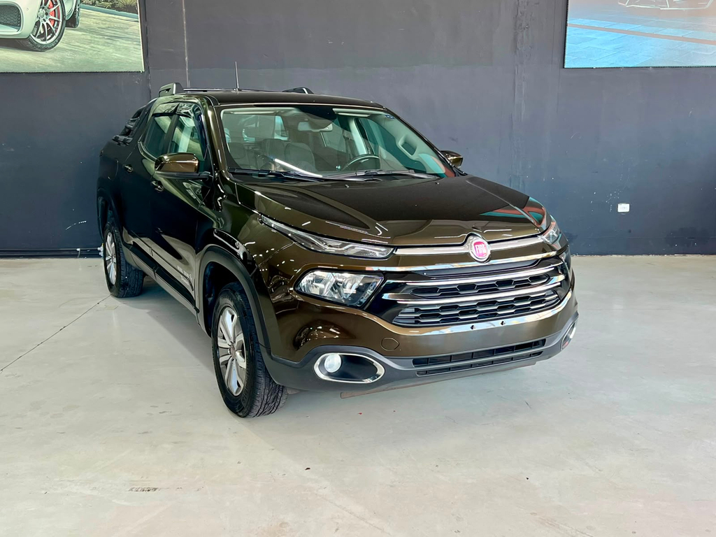 Fiat Toro Marrom