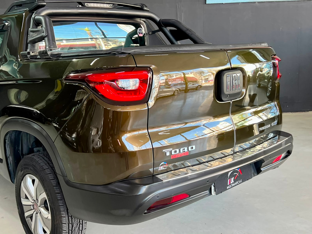 Fiat Toro Marrom
