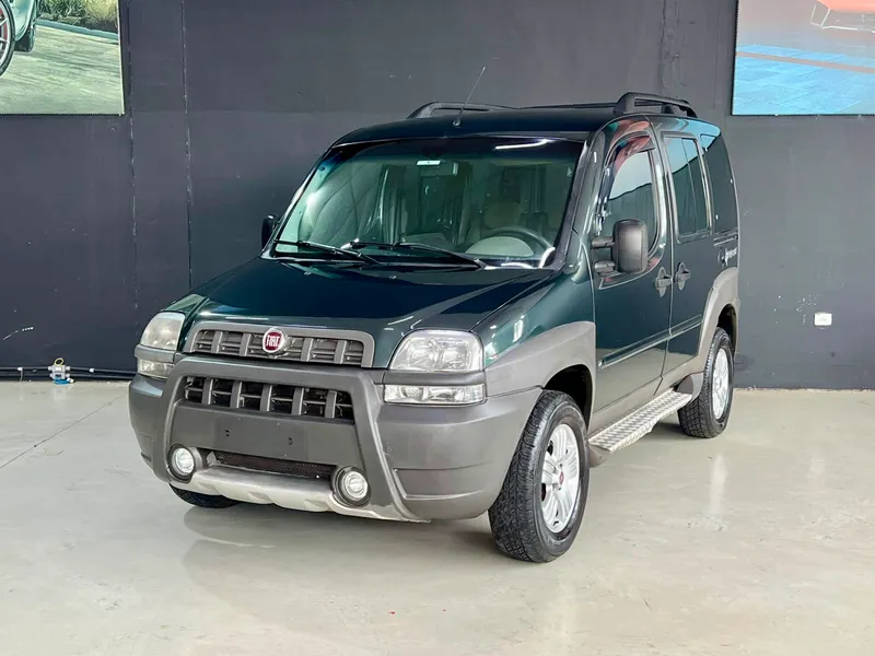 Fiat Doblò Cinza