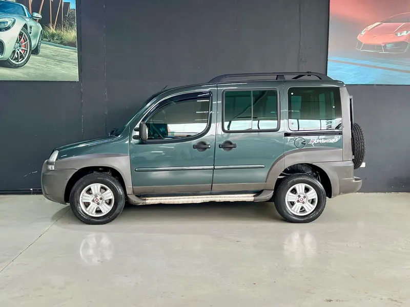 Fiat Doblò Cinza