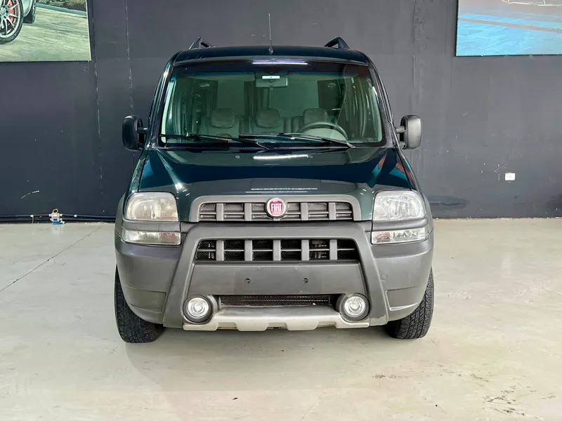 Fiat Doblò Cinza
