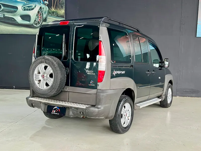 Fiat Doblò Cinza