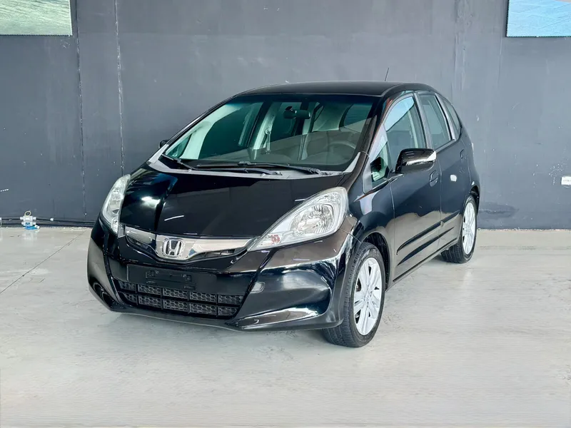 Honda Fit Preto