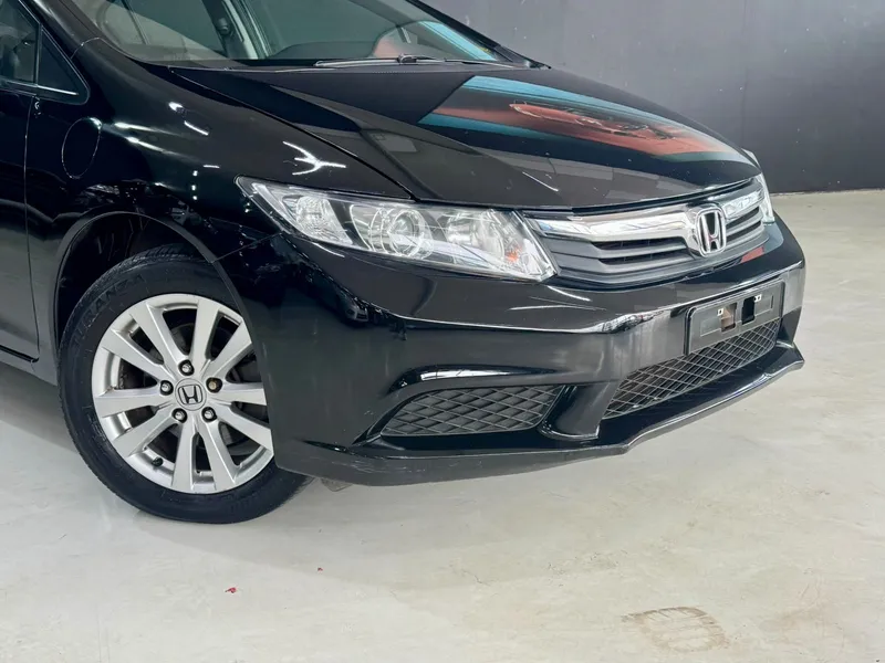 Honda Civic Preto