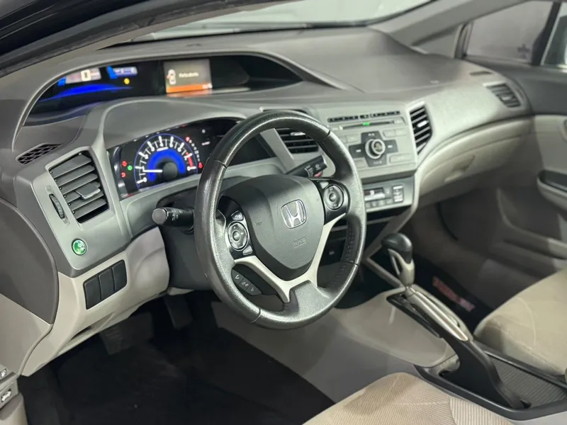 Honda Civic Preto