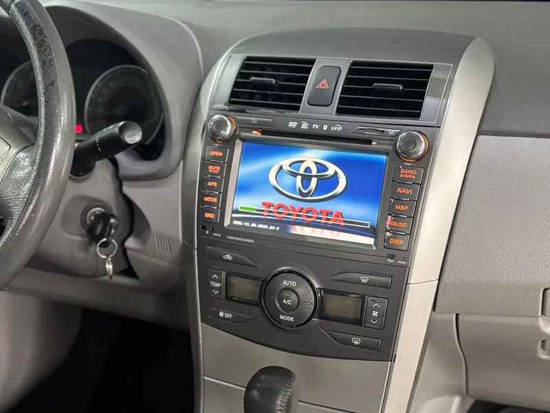 Toyota Corolla Bege