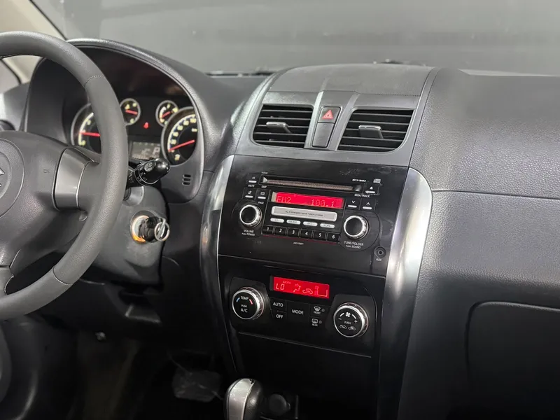 Suzuki SX4 Azul