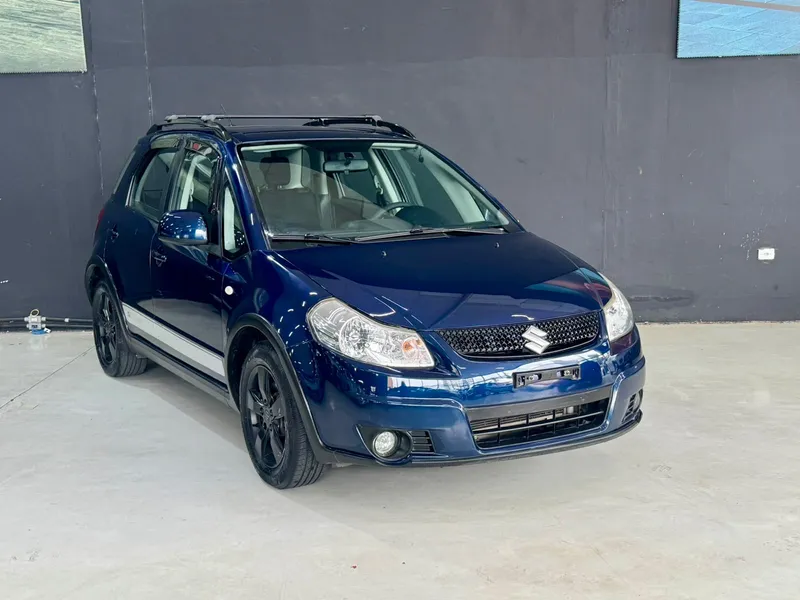 Suzuki SX4 Azul